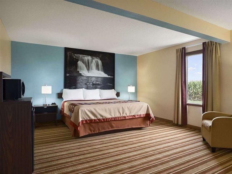 Super 8 By Wyndham Mattoon Hotel Ngoại thất bức ảnh