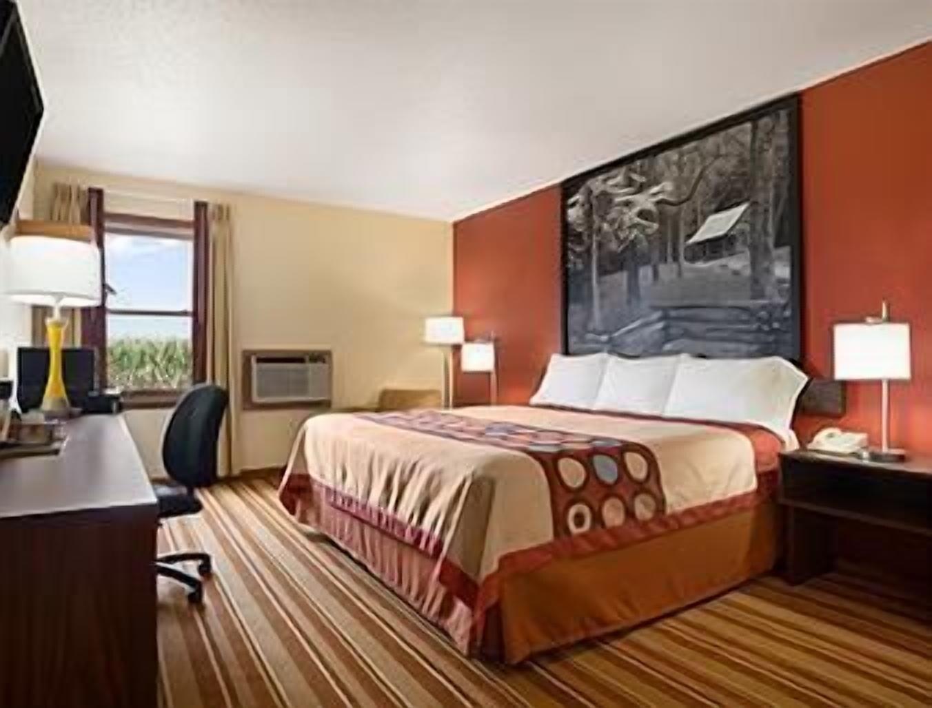 Super 8 By Wyndham Mattoon Hotel Ngoại thất bức ảnh