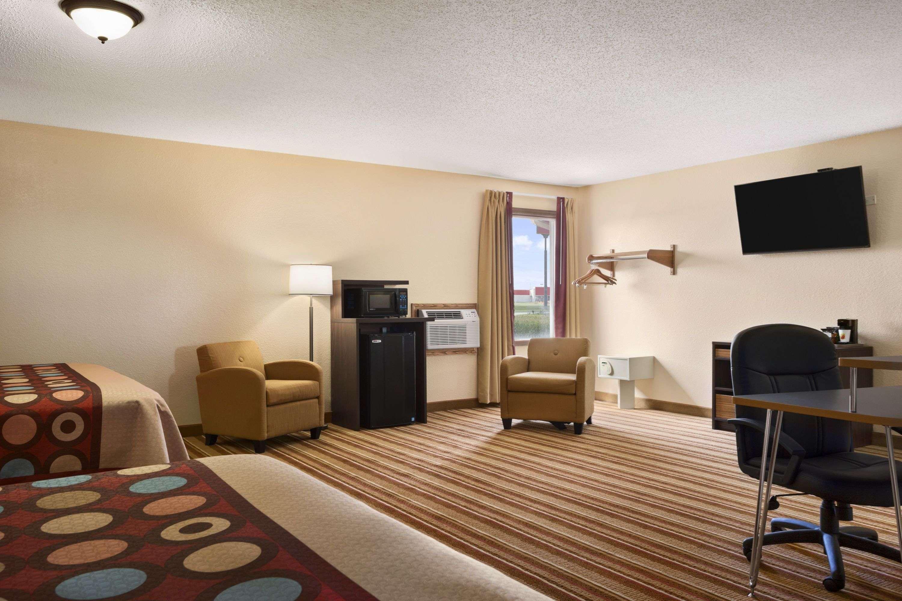Super 8 By Wyndham Mattoon Hotel Ngoại thất bức ảnh