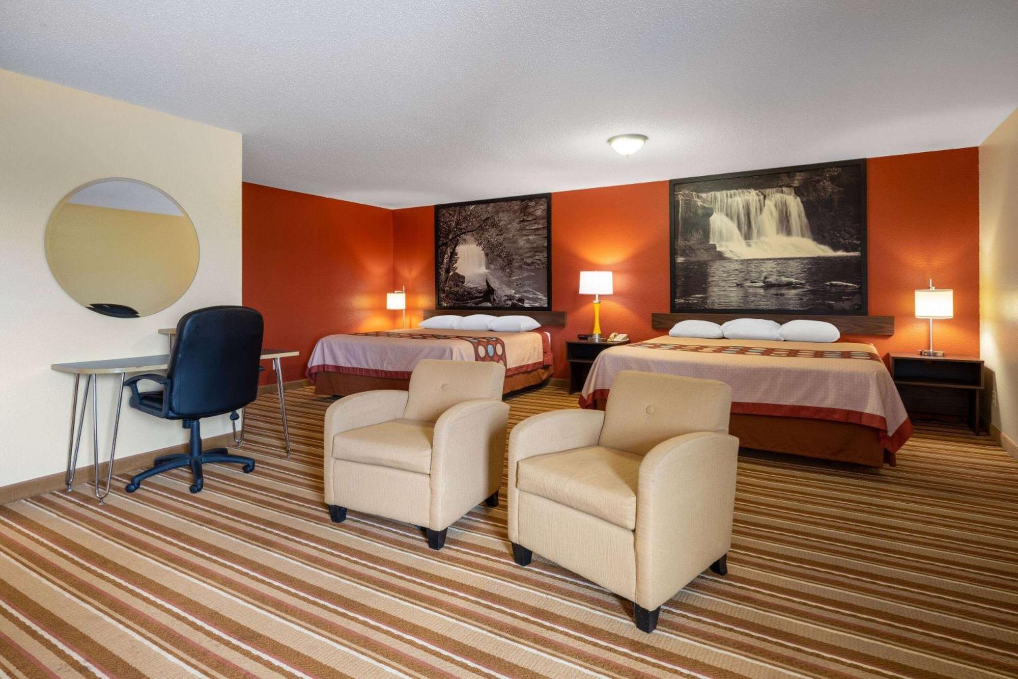 Super 8 By Wyndham Mattoon Hotel Ngoại thất bức ảnh