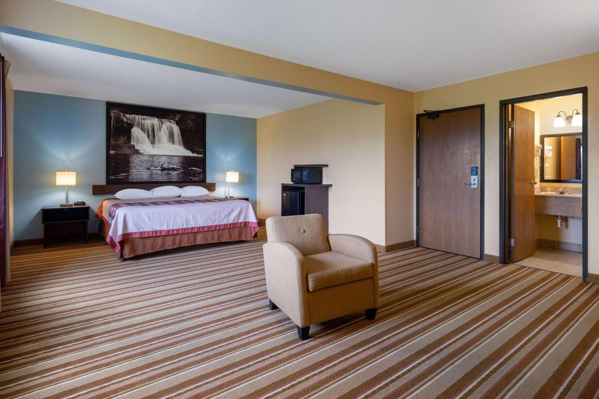 Super 8 By Wyndham Mattoon Hotel Ngoại thất bức ảnh